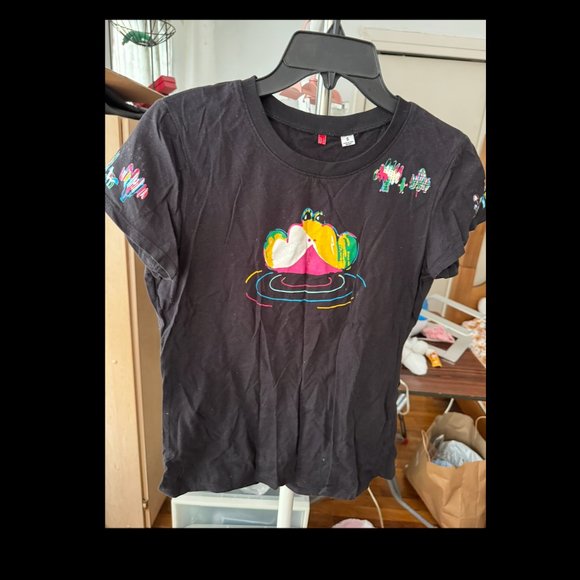 Uniqlo Print T-shirt - Picture 1 of 2